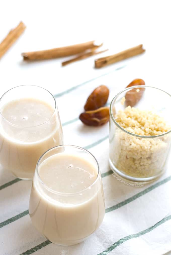 Leche de quinoa. La leche de quinoa es muy fácil de preparar en casa, está muy rica, es sana y además no tiene gluten, por lo que también es apta para celíacos | danzadefogones.com #danzadefogones #vegano #singluten