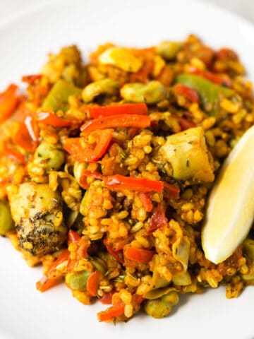 Arroz con verduras - Este arroz con verduras es un plato muy sabroso, ideal para los fines de semana o si os apetece un plato rico y nutritivo.