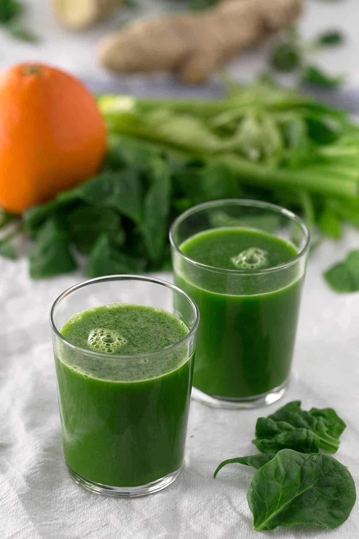 Zumo Anti Resfriado.- Este zumo es perfecto para prevenir y combatir resfriados. Las frutas y verduras crudas son necesarias para estas sanos y fortalecer nuestro sistema inmune.