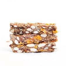 Barritas de Granola. - Estas barritas de granola no necesitan horno y están hechas con tan sólo 8 ingredientes. Son un snack saludable muy práctico y delicioso.