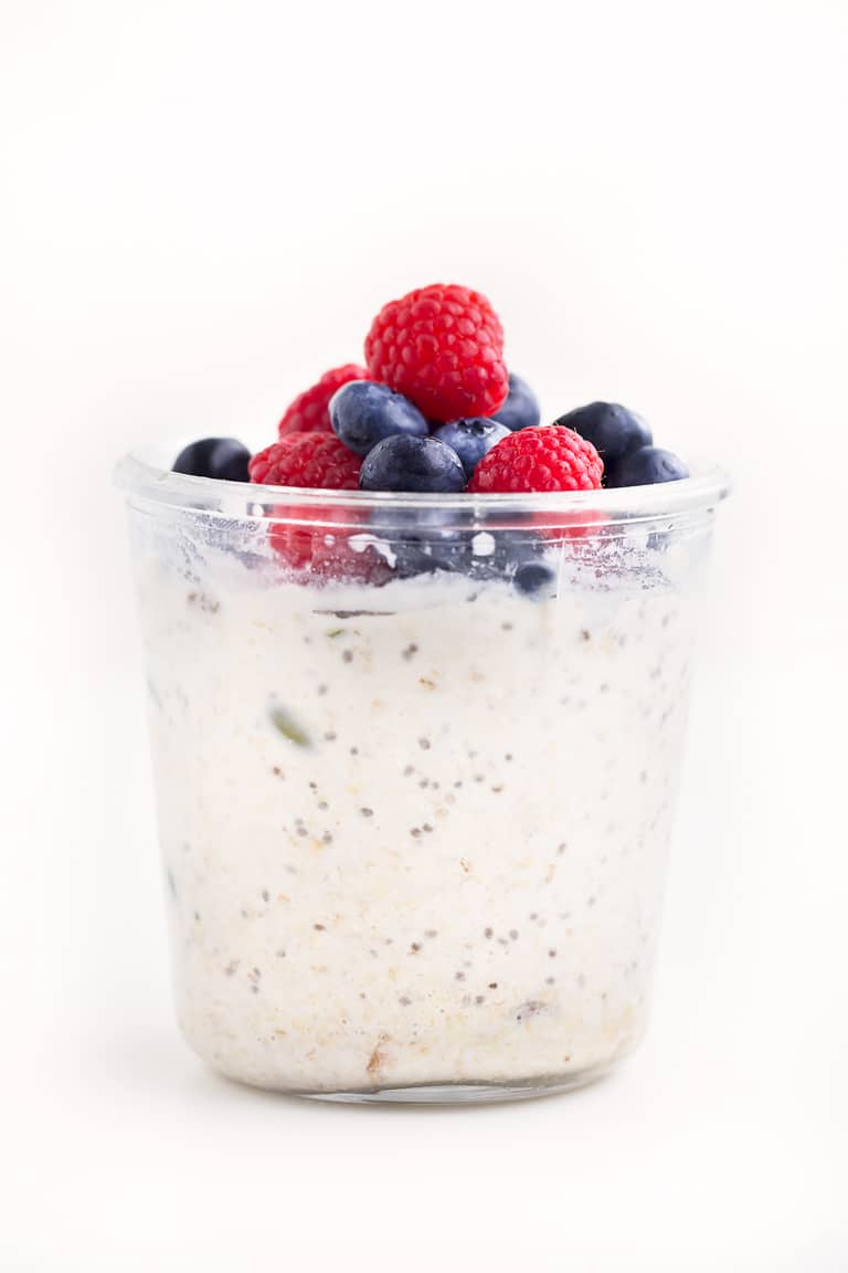 Bircher Muesli Vegano. - El bircher muesli vegano es una receta saludable, rápida, rica y fácil, perfecta para desayunar en el día a día y se le puede echar cualquier ingrediente.