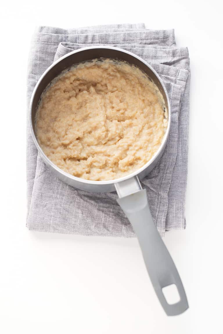 Gachas de Quinoa - Las gachas de quinoa se preparan en 5 minutos y son una alternativa deliciosa a las gachas de avena para celíacos o personas que no consumen gluten.