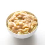 Salsa Gravy Vegana - La salsa gravy se utiliza para acompañar platos como el puré de patata o el pastel de carne. La nuestra es vegana, no lleva gluten y es baja en grasa.