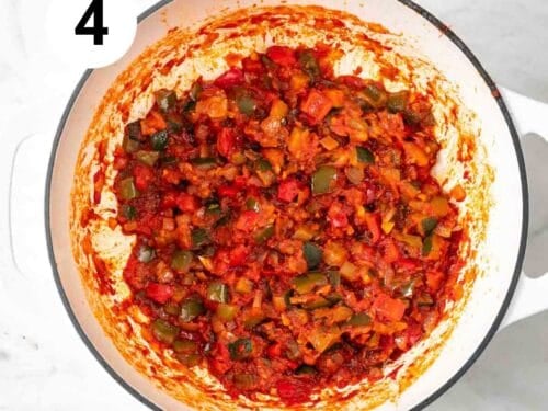 Pisto cocinado en una olla.