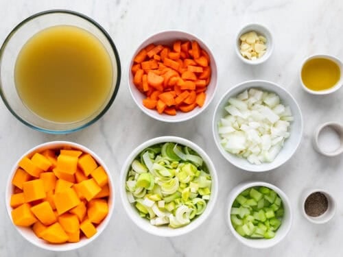 Ingredientes para hacer crema de verduras.