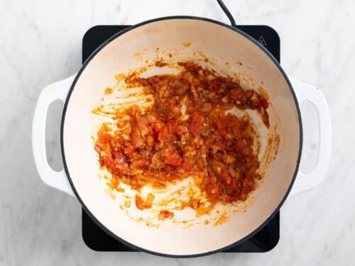 Sofrito con pimentón y comino.