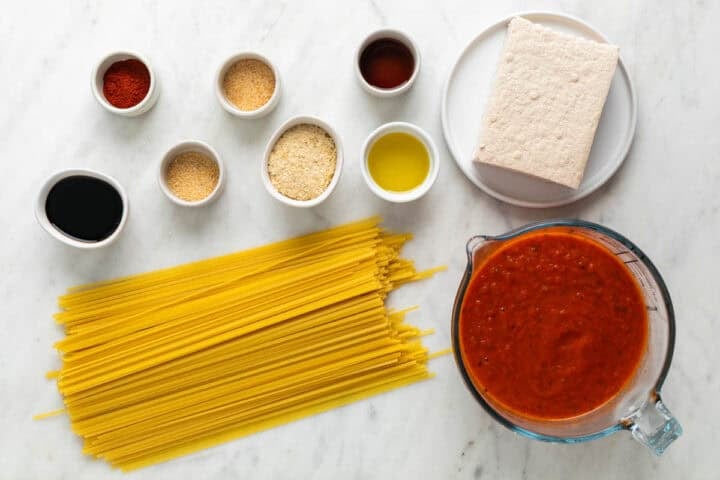 Ingredientes para hacer boloñesa de tofu
