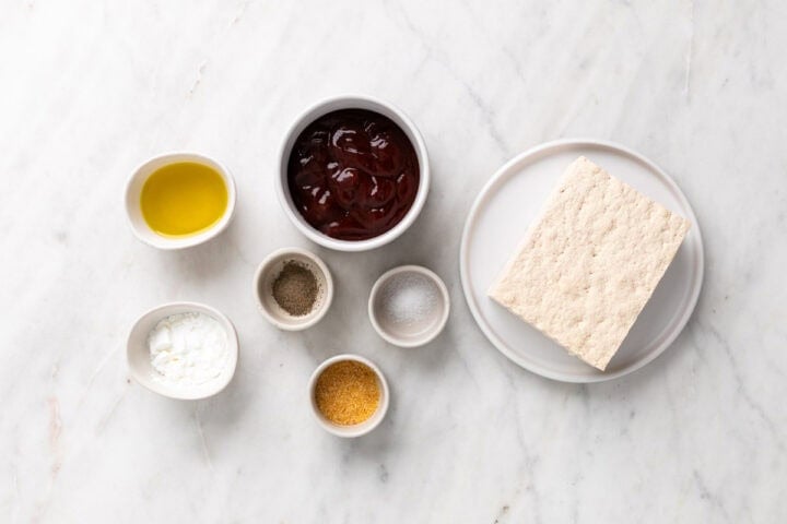 Ingredientes para hacer tofu con salsa barbacoa